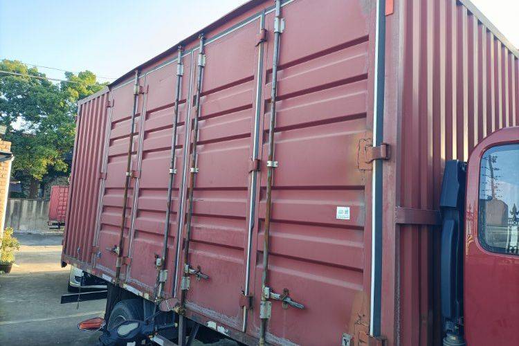 二手江淮骏铃 170马力 载货车