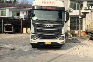 二手江淮 格尔发A5XⅢ中卡 220马力 4X2 5.8米厢式载货车(国六) 单桥 康明斯二手载货车 黄牌图片