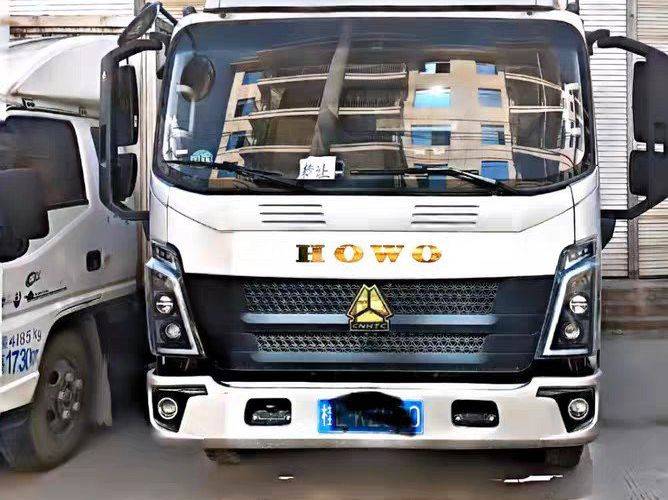 二手重汽HOWO轻卡 160马力 载货车