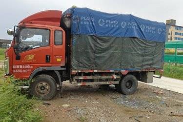 二手中国重汽HOWO 悍将 156马力 4X2 可卸式载货车(国五) 单桥 潍柴二手载货车图片