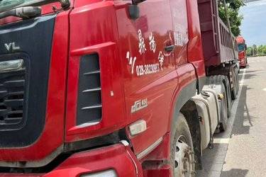 二手东风商用车 天龙VL重卡 450马力 6X4牵引车(国五) 双驱 雷诺二手牵引车 黄牌图片