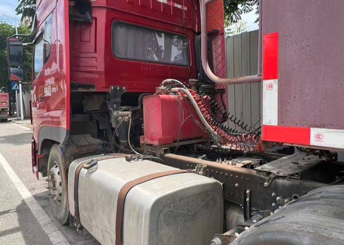 二手东风商用车 450马力 牵引车