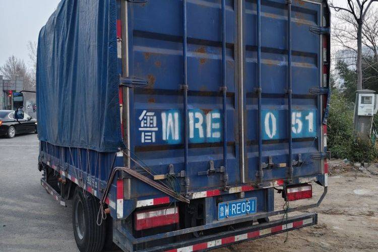 二手江淮骏铃 152马力 载货车