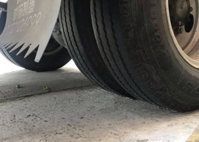 二手一汽解放轻卡 130马力 载货车