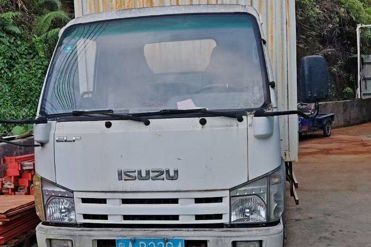 二手庆铃五十铃 98马力 载货车
