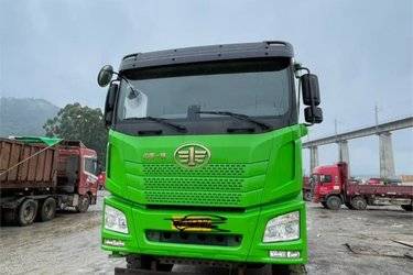 二手青岛解放 JH6重卡 460马力 6X4 6.2米自卸车(国五) 后八轮 潍柴二手自卸车 黄牌