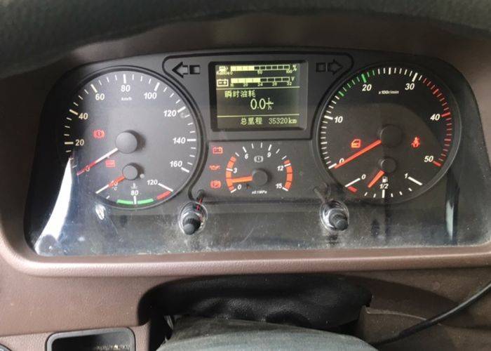 二手一汽解放轻卡 130马力 载货车