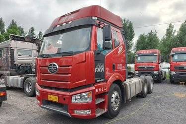二手一汽解放 J6P 经典版 480马力 6X4 牵引车(国六) 双驱 锡柴二手牵引车 黄牌
