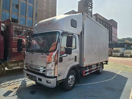 庆铃五十铃 132马力 载货车