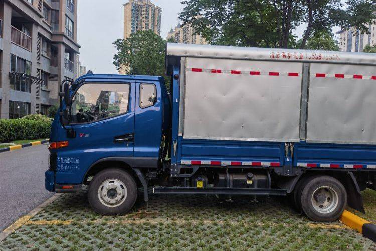 二手江淮骏铃 155马力 载货车