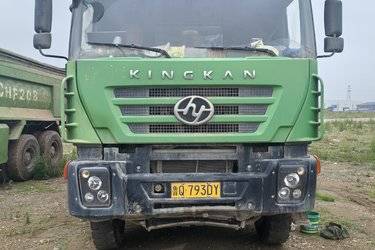 二手上汽红岩 新金刚M500 重载版 360马力 6X4 5.8米自卸车(国五) 单桥 上柴二手自卸车 黄牌图片