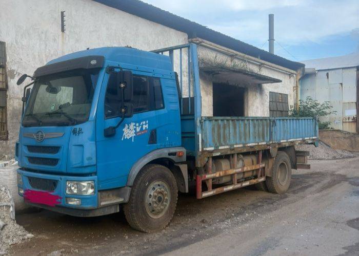 二手一汽解放轻卡 190马力 载货车