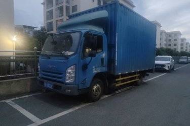 二手江铃 凯运蓝鲸 129马力 4.12米单排厢式轻卡(国五) 单桥 江铃二手载货车 蓝牌图片