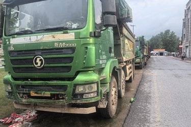 二手陕汽重卡 德龙新M3000 350马力 8X4 6.5米自卸车(国五) 前四后八 潍柴二手自卸车 黄牌
