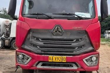 二手中国重汽 豪瀚J7B重卡 复合版 430马力 4X2 LNG牵引车(国五) 单桥 曼二手牵引车 黄牌