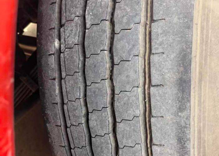 二手一汽解放 240马力 载货车
