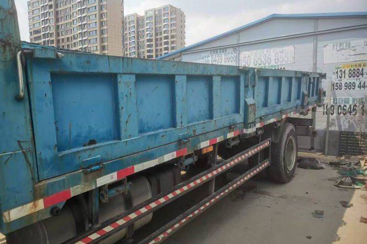 二手上汽轻卡(原上汽跃进) 184马力 自卸车