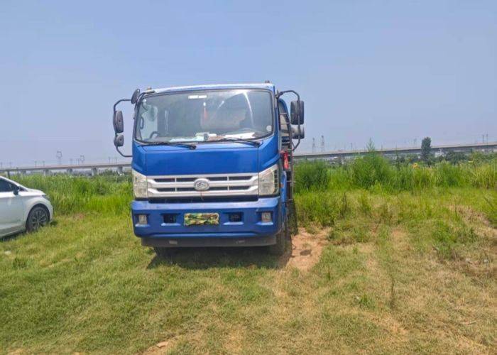 二手福田瑞沃 170马力 载货车