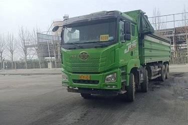 二手青岛解放 JH6重卡 400马力 8X4 7.6米自卸车(国五) 前四后八 潍柴二手自卸车 黄牌图片