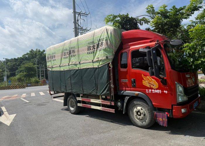 二手重汽豪曼 220马力 载货车