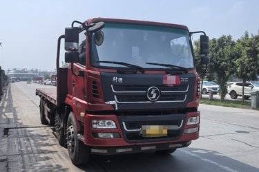 二手陕汽商用车 轩德X6中卡 轻量化版 220马力 6X2 6.8米厢式载货车(国五) 前四后四 玉柴二手载货车 黄牌图片