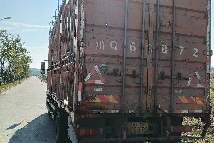 二手东风商用车 230马力 载货车