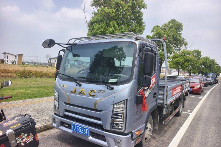 二手江淮骏铃 145马力 载货车