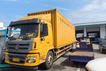 二手陕汽商用车 轩德X6中卡 轻量化版 180马力 4X2 9.65米厢式载货车(国五) 单桥 玉柴二手载货车 黄牌图片