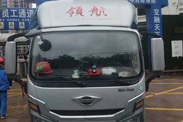 二手福田 欧马可X 158马力 4.17米单排仓栅式轻卡(国六) 单桥 云内动力二手载货车 蓝牌图片