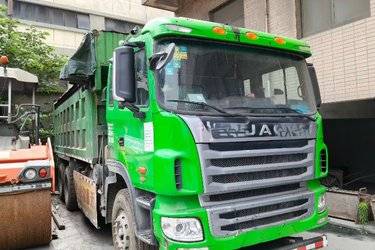 二手江淮 格尔发A5WIII重卡 重载版 350马力 6X4 6米自卸车(国五) 后八轮 潍柴二手自卸车 黄牌图片