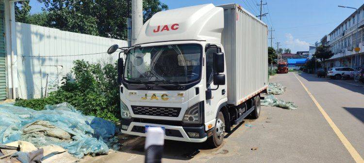 江淮康铃 152马力 载货车