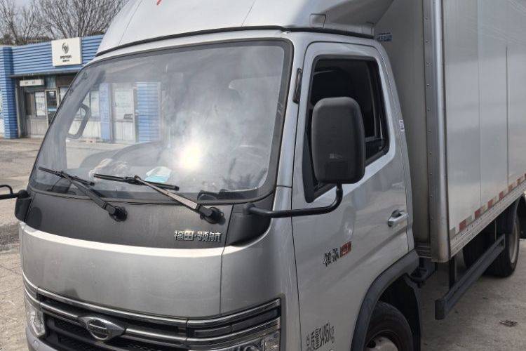 二手福田时代领航 122马力 载货车