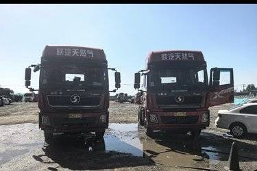 二手陕汽商用车德御Q500 14.8L LNG 560马力 6X4 法士特12档 牵引车(国六) 双驱 潍柴二手牵引车 黄牌