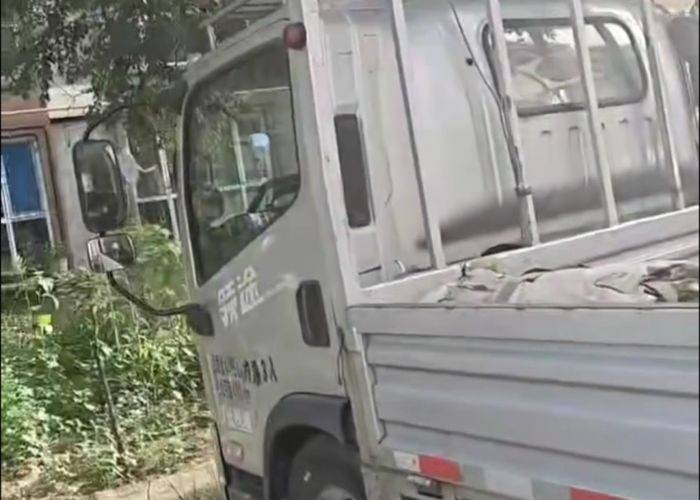 二手一汽解放轻卡 160马力 载货车