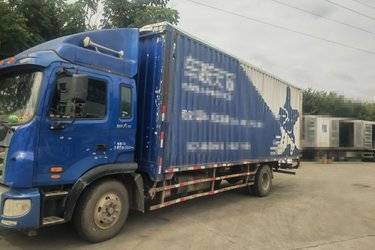 二手江淮 德沃斯V9 170马力 7.8米厢式载货车(国五) 单桥 潍柴二手载货车 黄牌图片