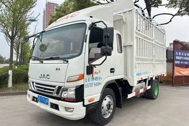 二手江淮 骏铃A8 重载版 170马力 3.85米排半仓栅式轻卡(国六) 单桥 康明斯二手载货车 蓝牌图片