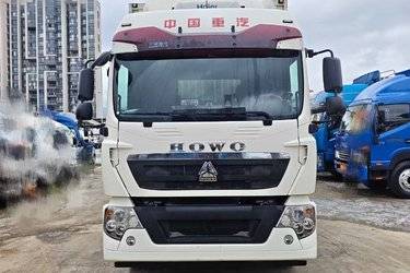 二手中国重汽 HOWO TX重卡 280马力 4X2 9.6米厢式载货车(国六) 单桥 潍柴二手载货车 黄牌图片
