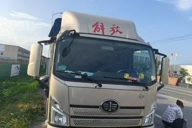 二手解放 领途中体 150马力 3.78米排半仓栅式轻卡(国六) 单桥 福田康明斯二手载货车 蓝牌