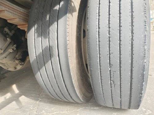 一汽解放轻卡 140马力 载货车