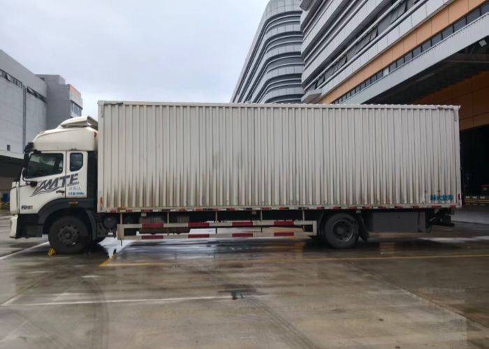 二手重汽豪沃(HOWO) 240马力 载货车