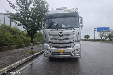 二手福田 欧曼EST 6系重卡 560马力 6X4牵引车(国五) 双驱 北汽福田二手牵引车 黄牌图片