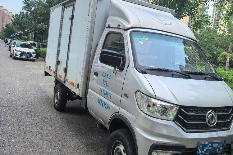 二手东风小霸王 113马力 载货车