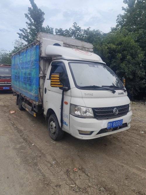 东风小霸王 123马力 载货车