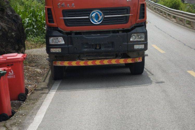 二手东风商用车 350马力 自卸车