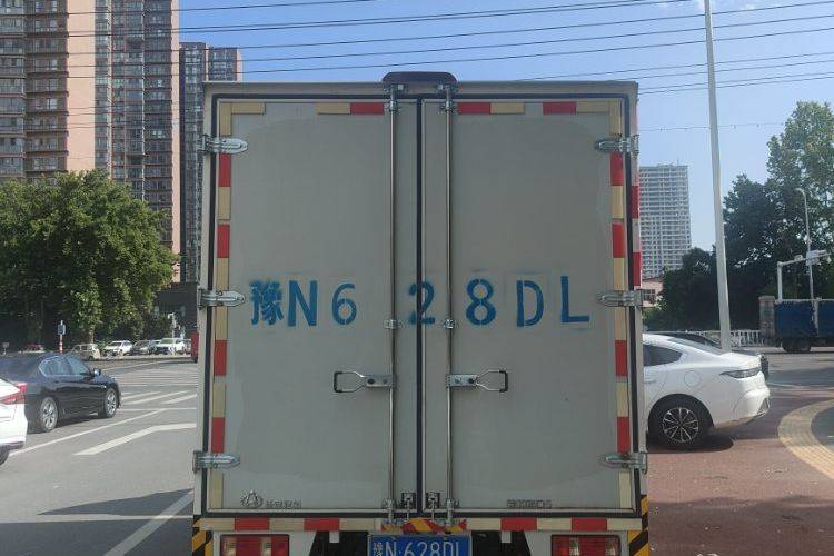 二手长安跨越 122马力 载货车