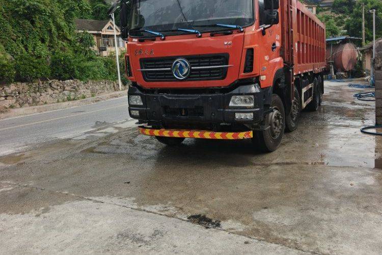 二手东风商用车 350马力 自卸车
