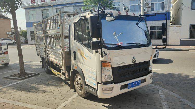 二手重汽HOWO轻卡 140马力 载货车