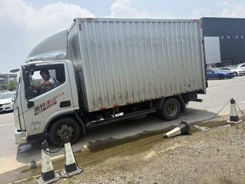 福田奥铃 156马力 载货车