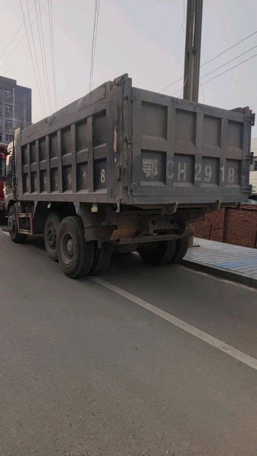 东风新疆 245马力 自卸车