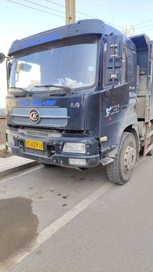 东风新疆 245马力 自卸车